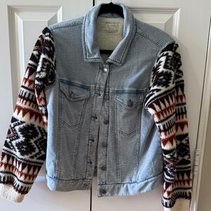 Z Supply Blue Denim Jacket with Patterned Sleeves and Faux Fur lining